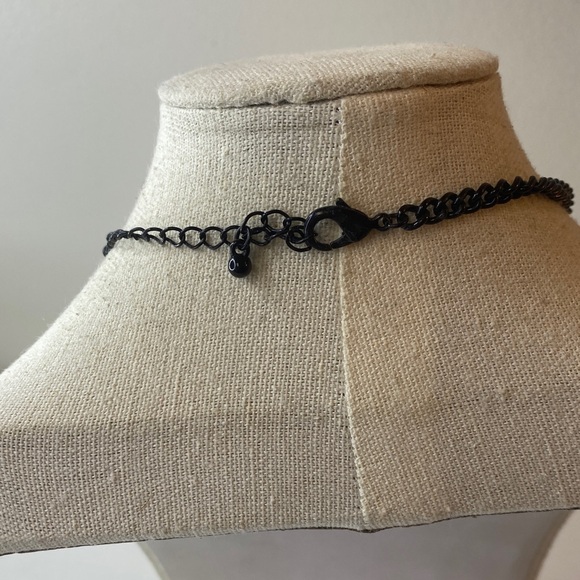 Beaded Necklace - Picture 3 of 4